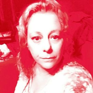 Meet your Posher, Debra